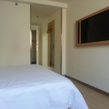 7Days Inn Deyang Wenmiao Square Esterno foto
