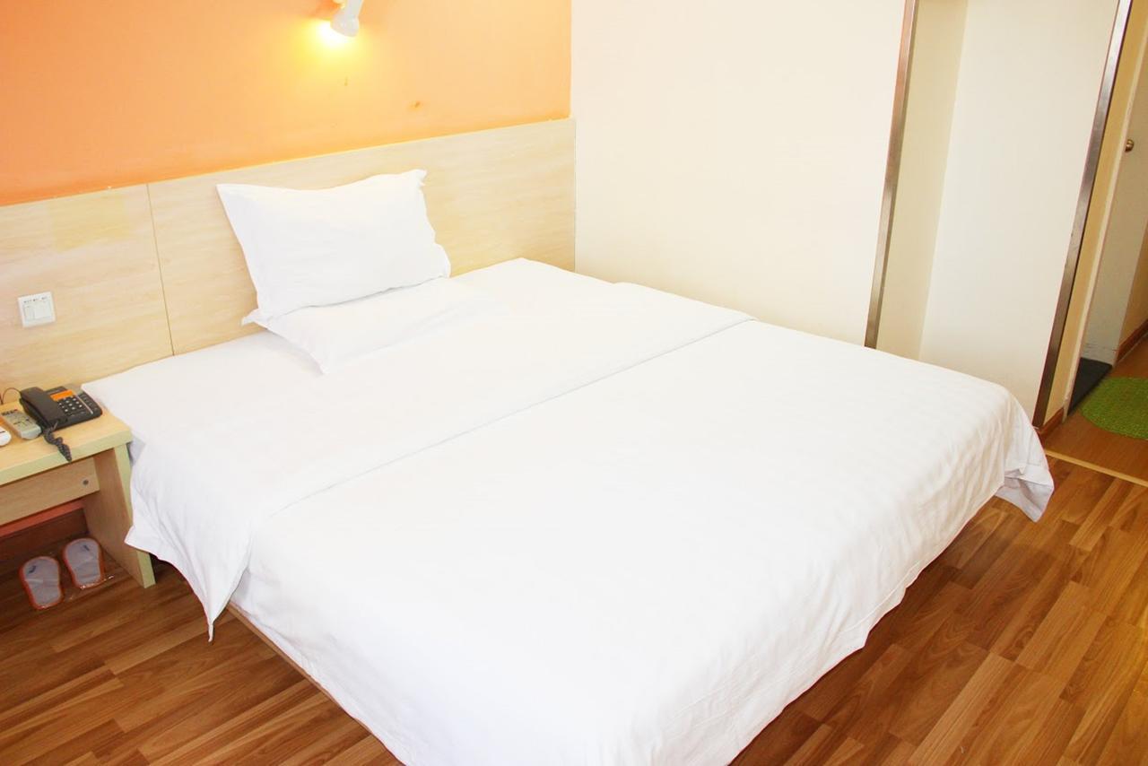 7Days Inn Deyang Wenmiao Square Esterno foto