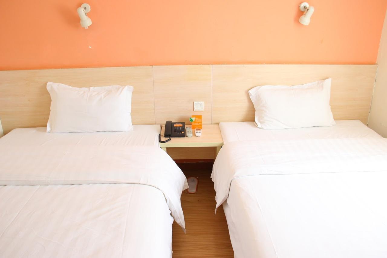 7Days Inn Deyang Wenmiao Square Esterno foto